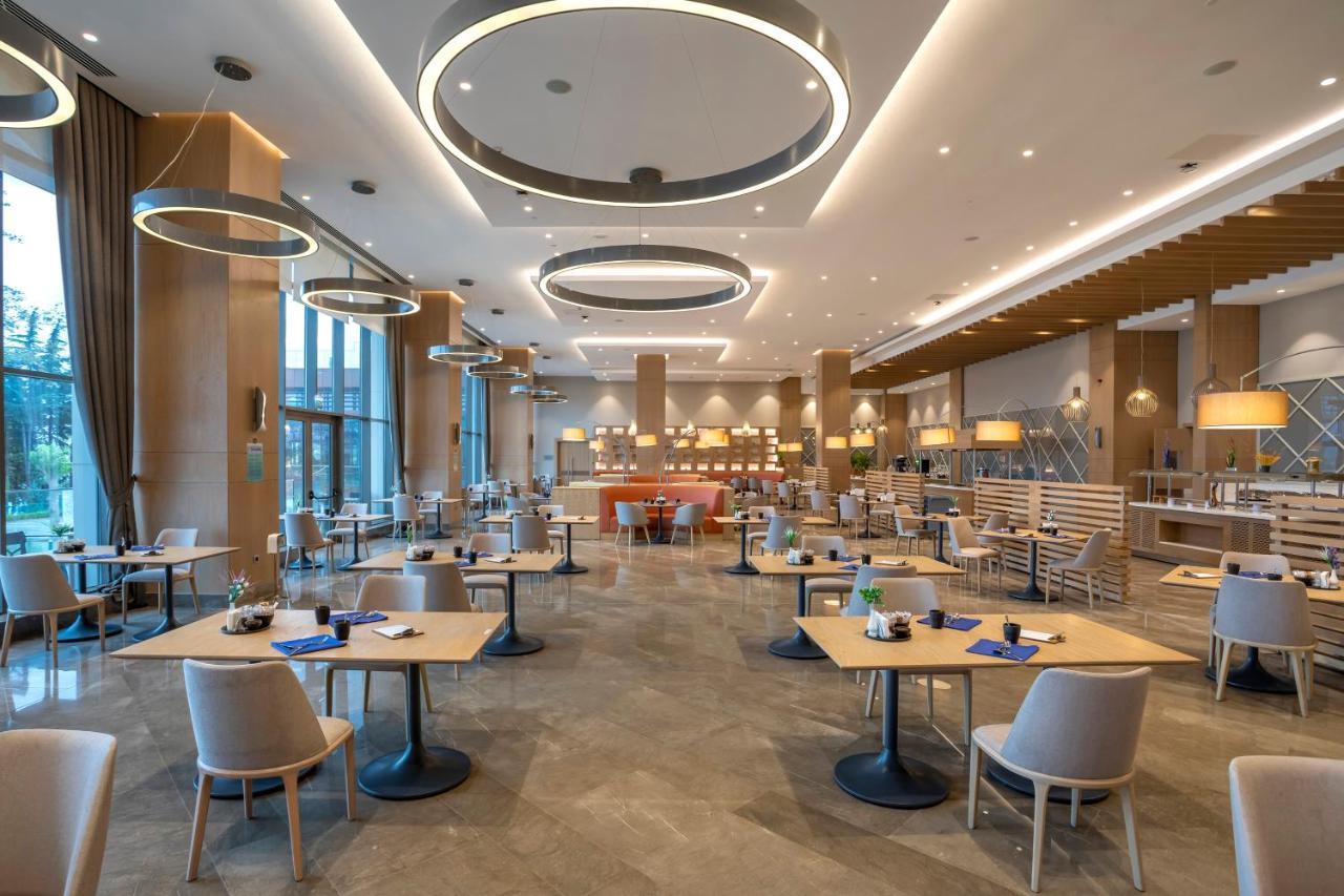 Radisson Blu Hotel Trabzon Eksteriør bilde The restaurant